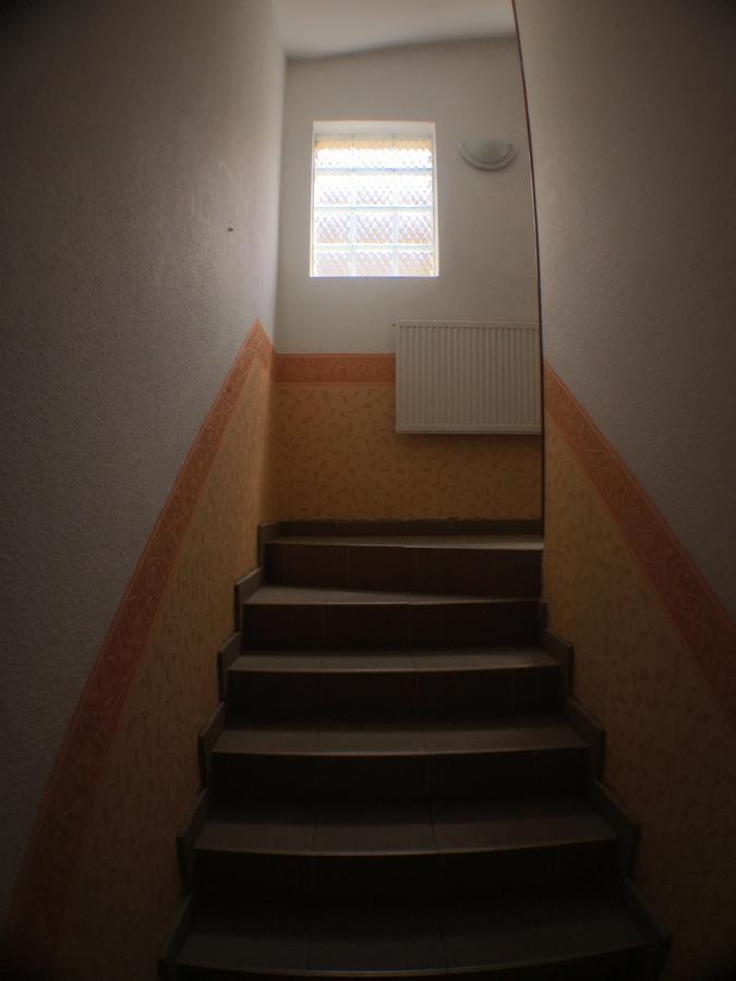 Palota Panzio Bed and Breakfast Boedapest Buitenkant foto