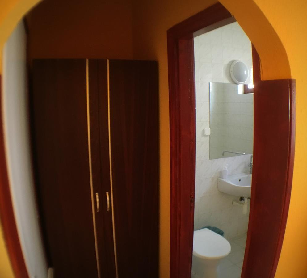 Palota Panzio Bed and Breakfast Boedapest Buitenkant foto