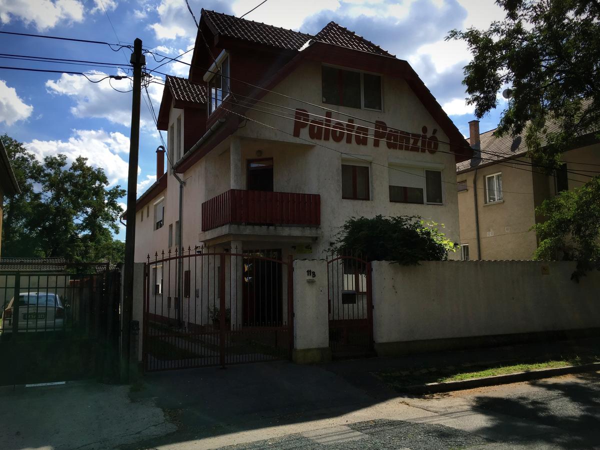 Palota Panzio Bed and Breakfast Boedapest Buitenkant foto