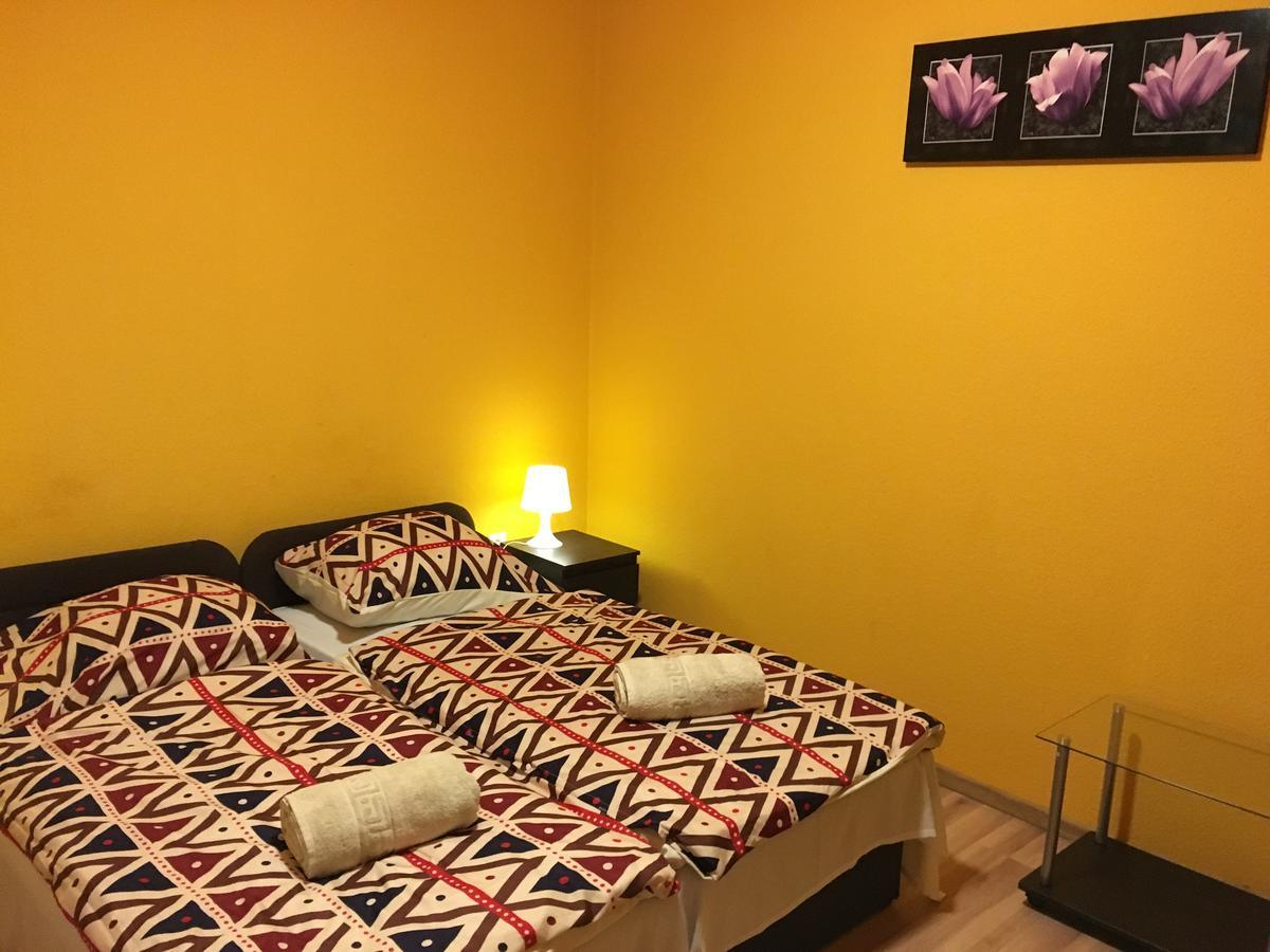 Palota Panzio Bed and Breakfast Boedapest Buitenkant foto