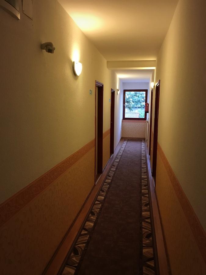 Palota Panzio Bed and Breakfast Boedapest Buitenkant foto